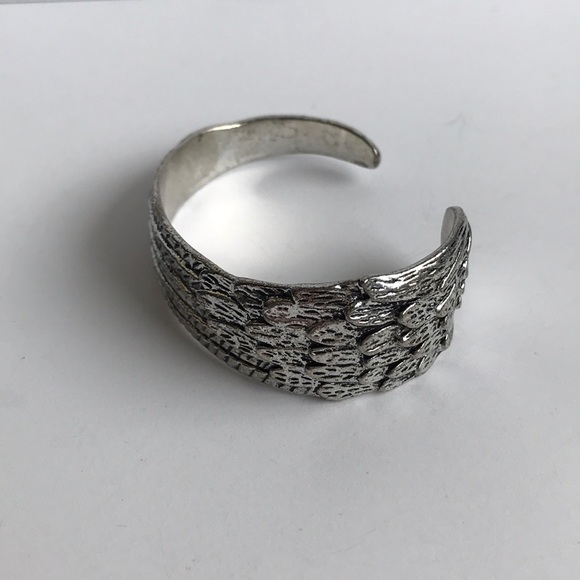Lucky Brand Angel Wing Silver tone Cuff Bracelet - Picture 5 of 7